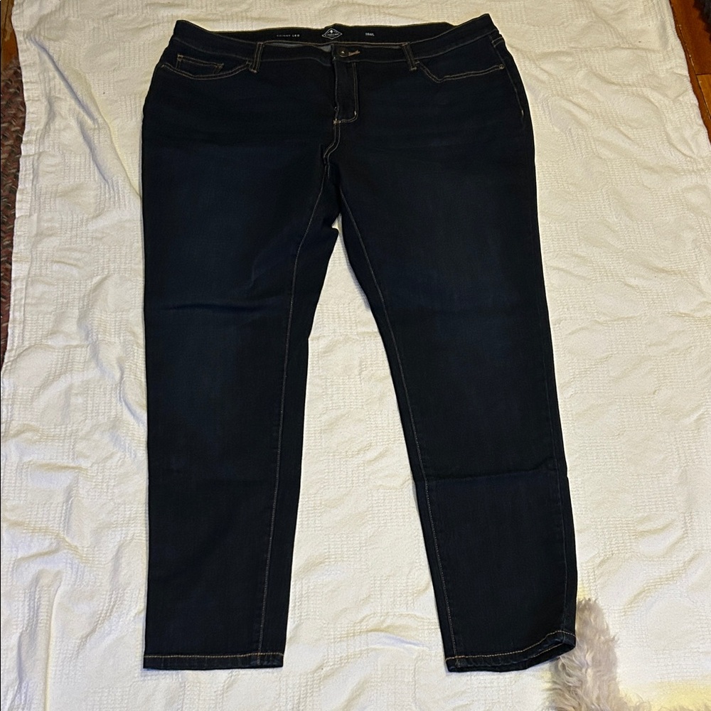 St. John's Bay Women's Navy Skinny Jeans